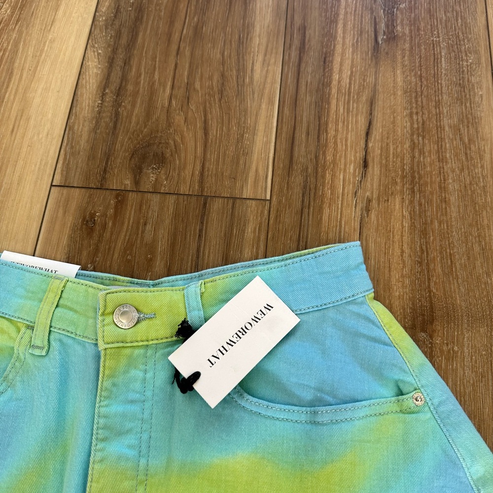 WeWoreWhat women’s tie dye flare bell shorts size 27 NWT - Picture 4 of 6